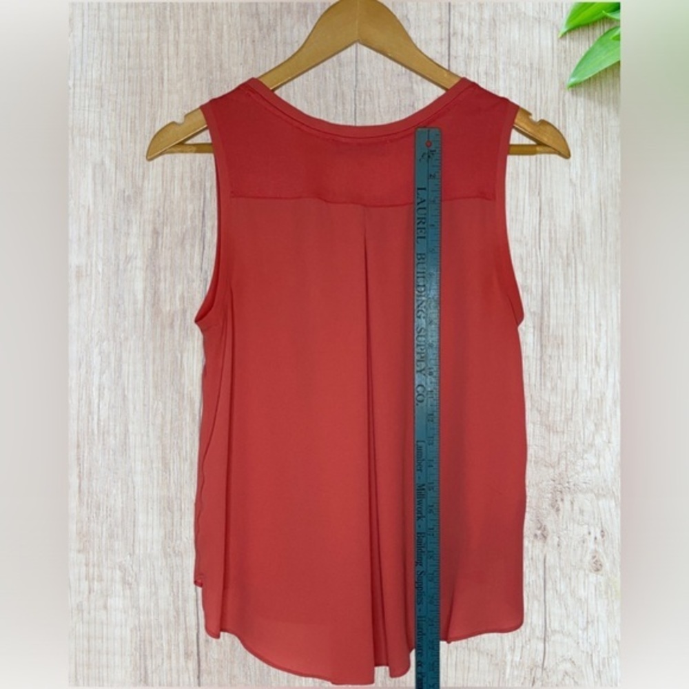 Women’s Ann Taylor LOFT Sleeveless‎ Scoop Neck Coral Slit Tank Blouse Size XS - Picture 4 of 6